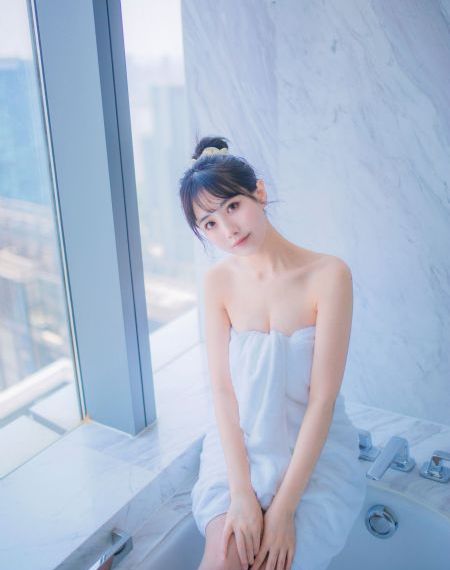 粘人俱乐部_4K影视在线观看